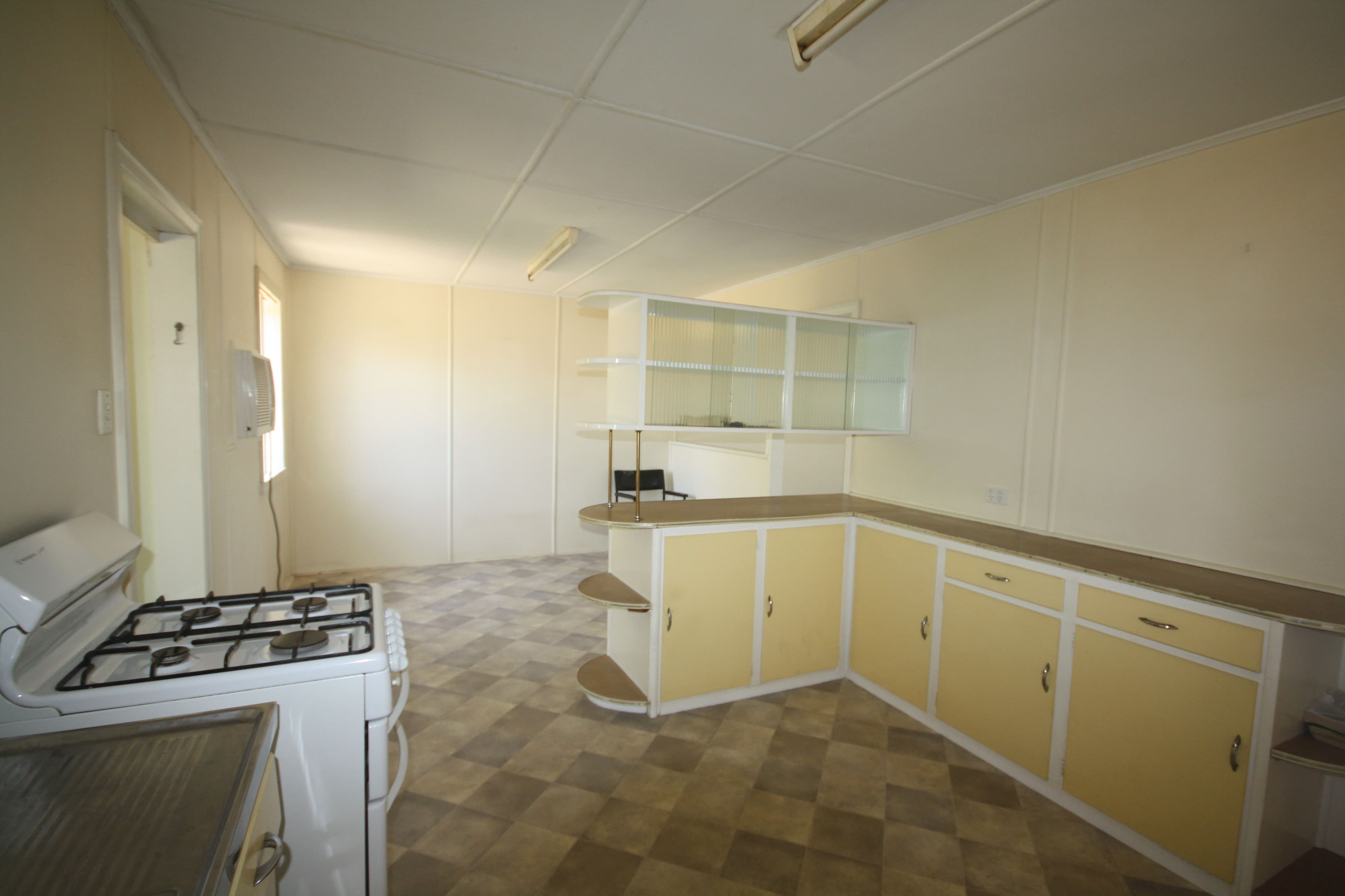 39 Landy Street, Mundubbera QLD 4626, Mundubbera - Thumbnail 4