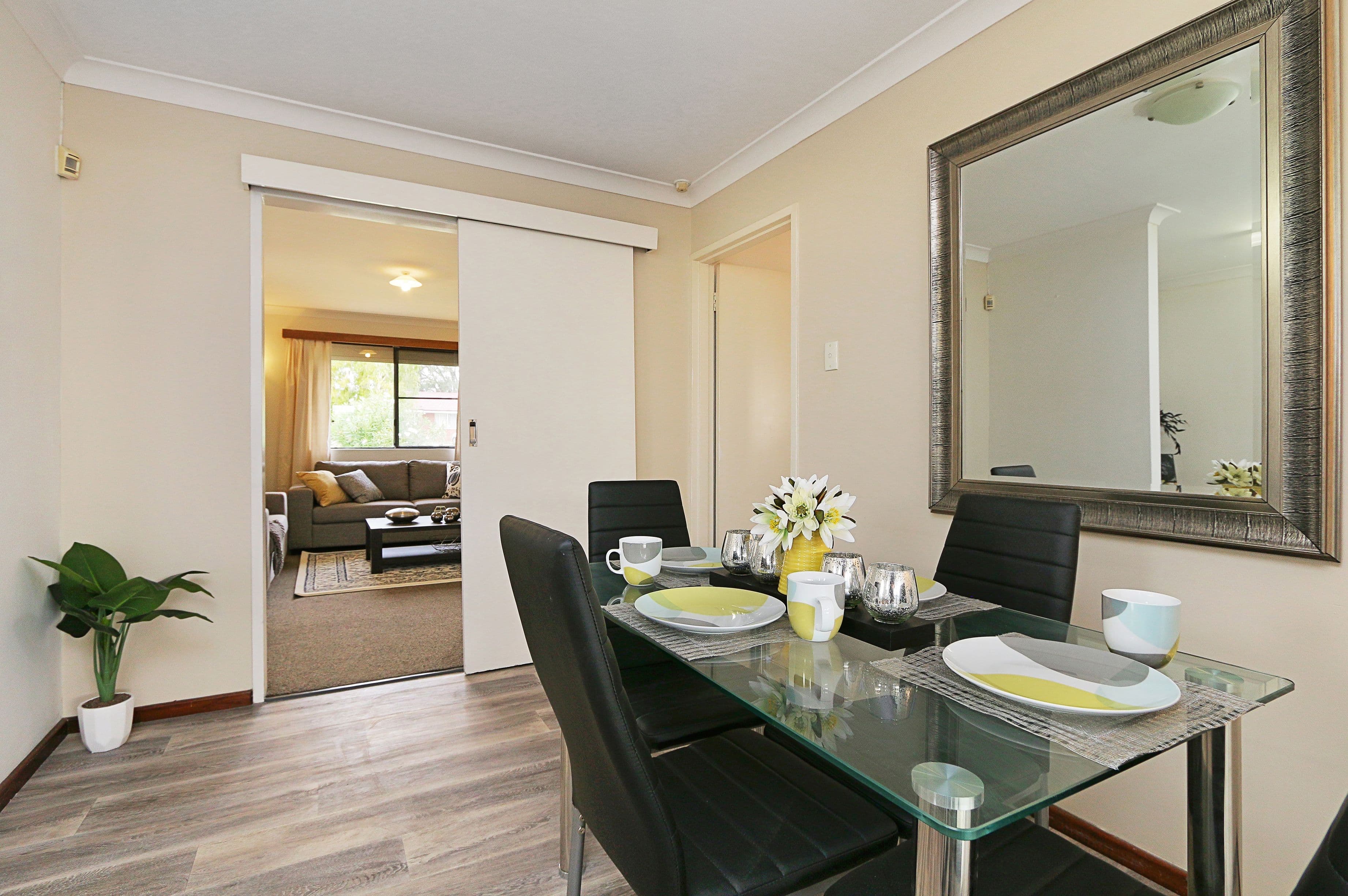 11 Quickly Crescent, Hamilton Hill WA 6163, Hamilton Hill - Thumbnail 4