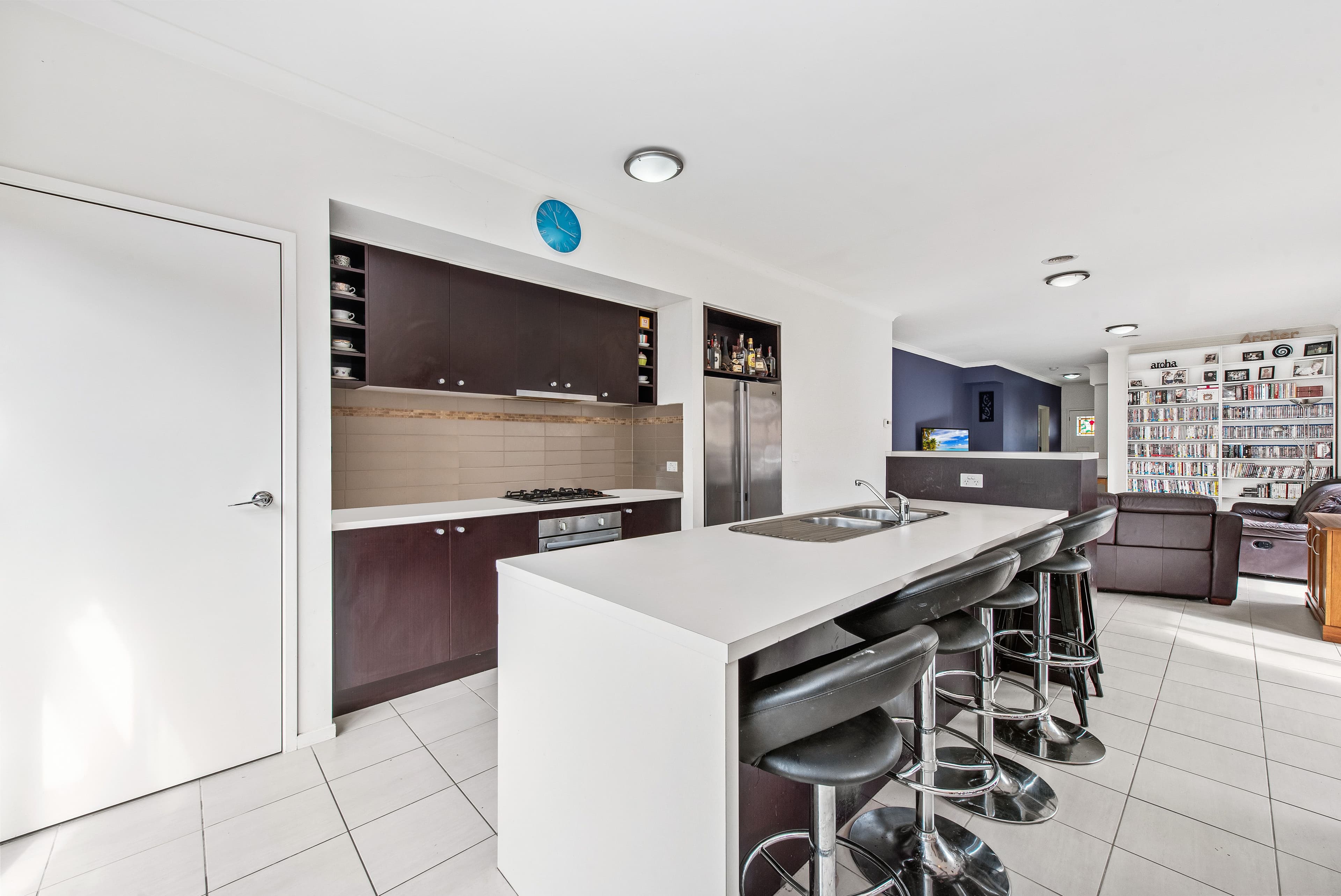 4 Fairchild Place, Pakenham VIC 3810, Pakenham - Thumbnail 2