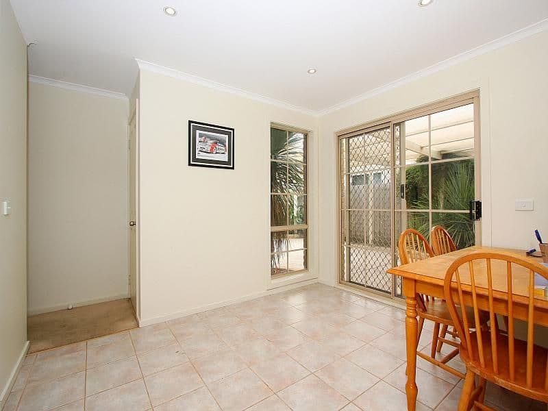 2 Bianchi Close, MILL PARK VIC 3082, Mill Park - Thumbnail 3