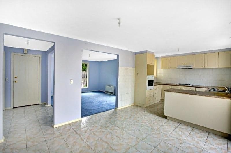 208 Spring Street, RESERVOIR VIC 3073, Reservoir - Thumbnail 2