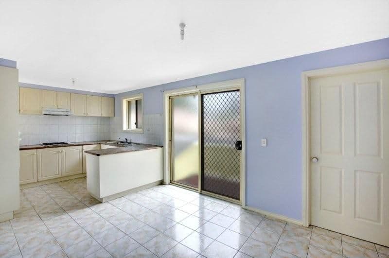 208 Spring Street, RESERVOIR VIC 3073, Reservoir - Thumbnail 4