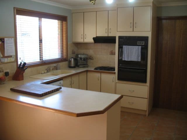 6 Macland Drive, WARRNAMBOOL VIC 3280, Warrnambool - Thumbnail 2
