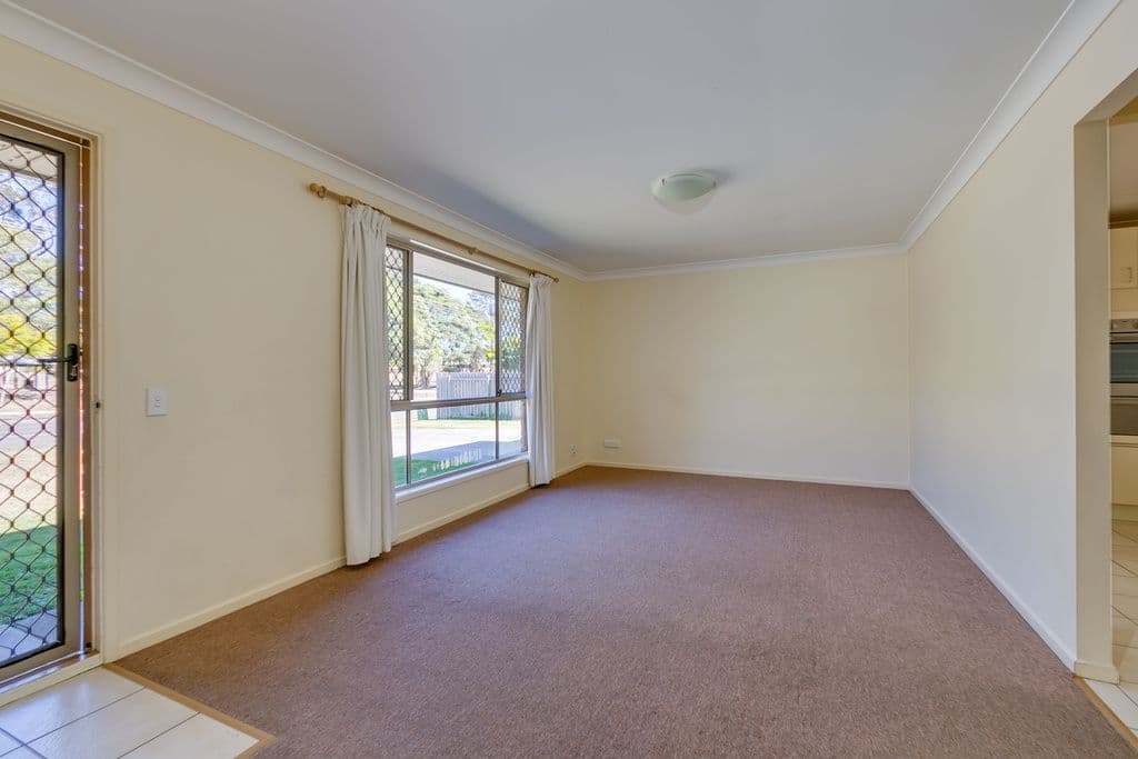28 Silvan Crescent, Kialla, Kialla - Thumbnail 3