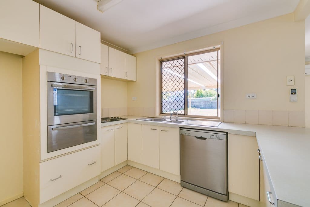 28 Silvan Crescent, Kialla, Kialla - Thumbnail 4