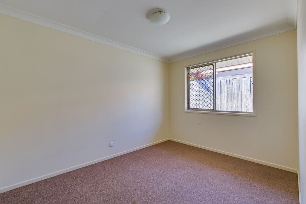 28 Silvan Crescent, Kialla, Kialla - Thumbnail 8