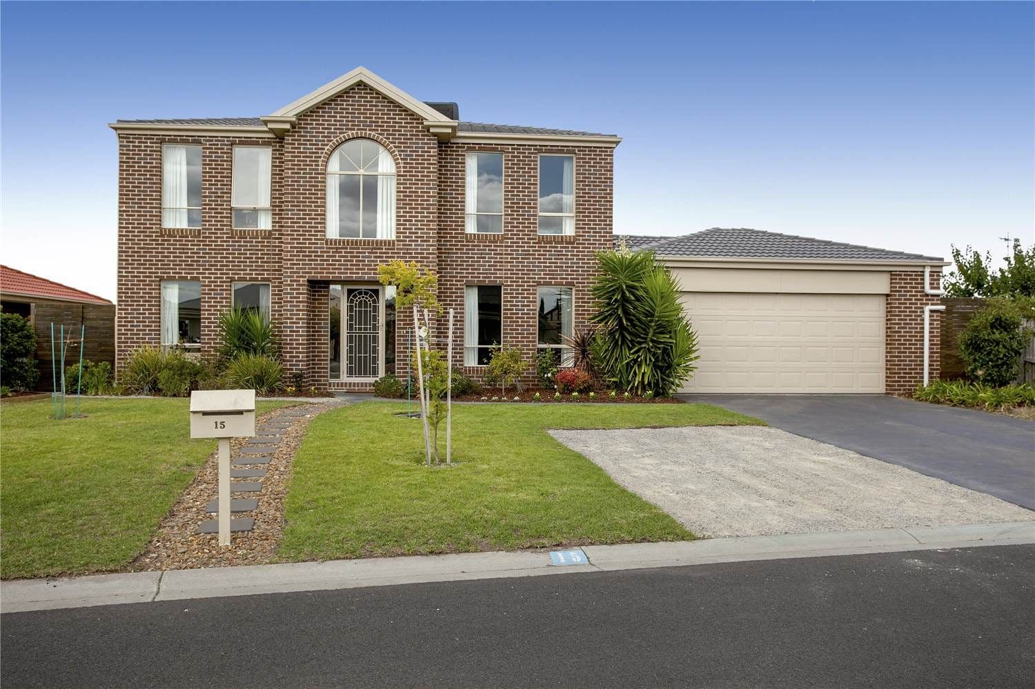 15 Hoffman Court, LARA VIC 3212, Lara - Image 1