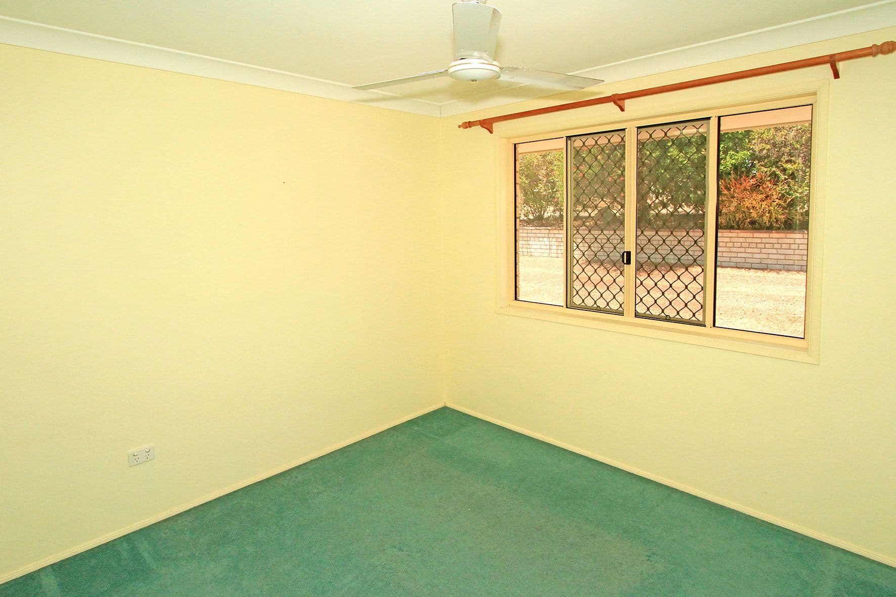 1 Regina Close, YEPPOON QLD 4703, Yeppoon - Thumbnail 8