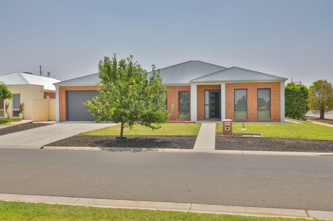 7 Diablo Way, Mildura VIC 3500, Mildura - Thumbnail 2