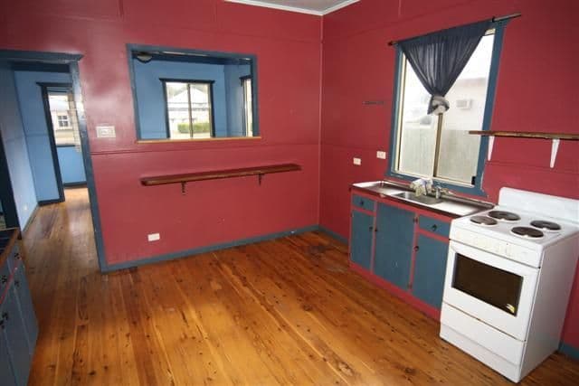 57 Moreton Street, DALBY QLD 4405, Dalby - Thumbnail 2