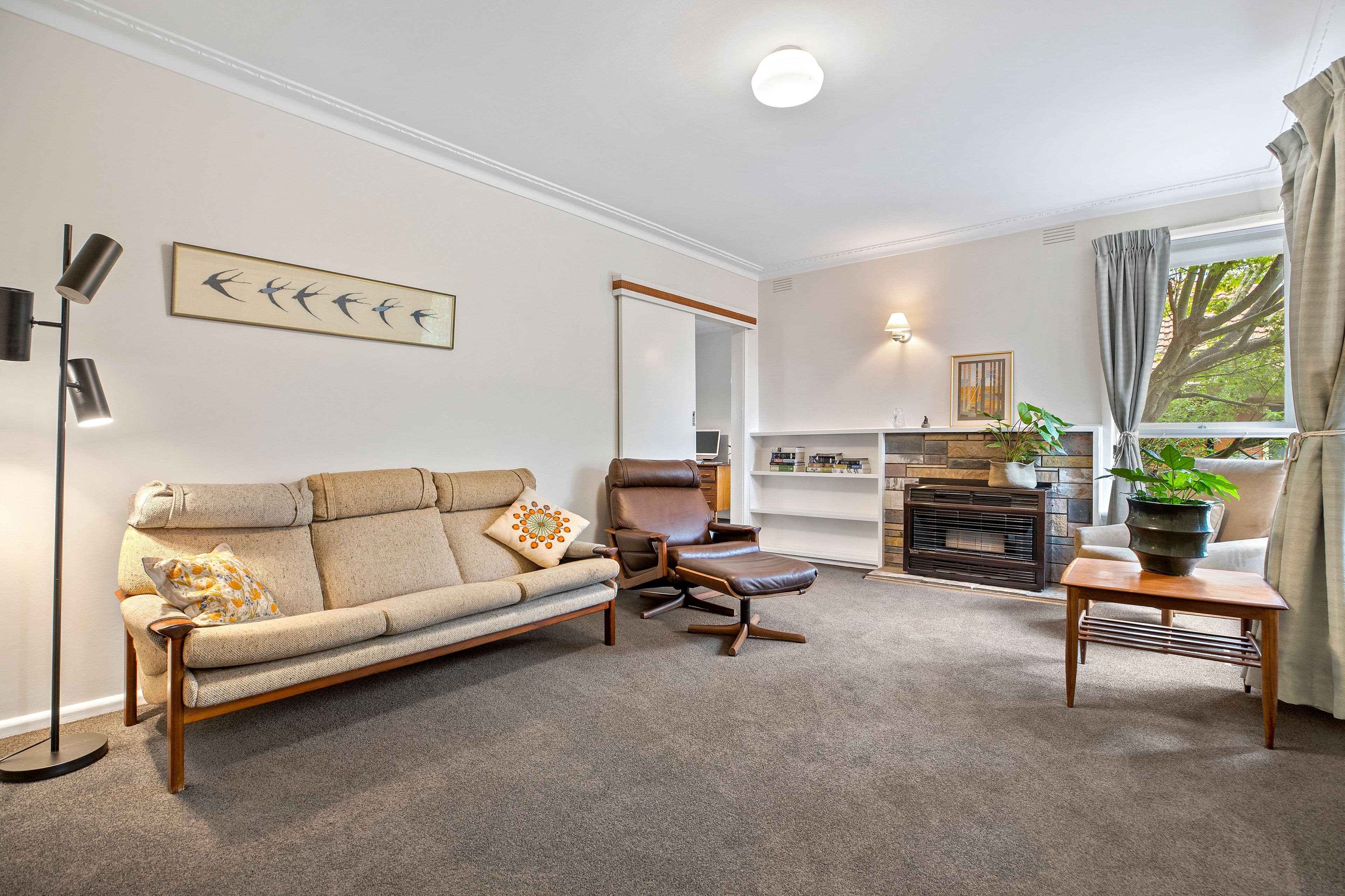 41 Diosma Drive, Glen Waverley VIC 3150, Glen Waverley - Thumbnail 3