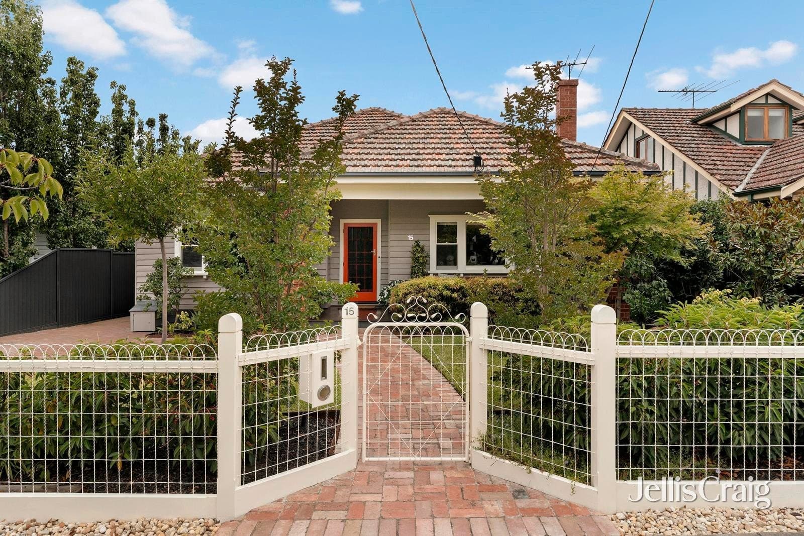 15 Williamson Avenue, Strathmore, Strathmore - Thumbnail 2
