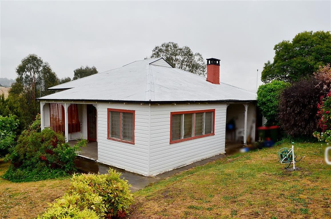 43 Victoria Hill Road, Adelong - Thumbnail 2
