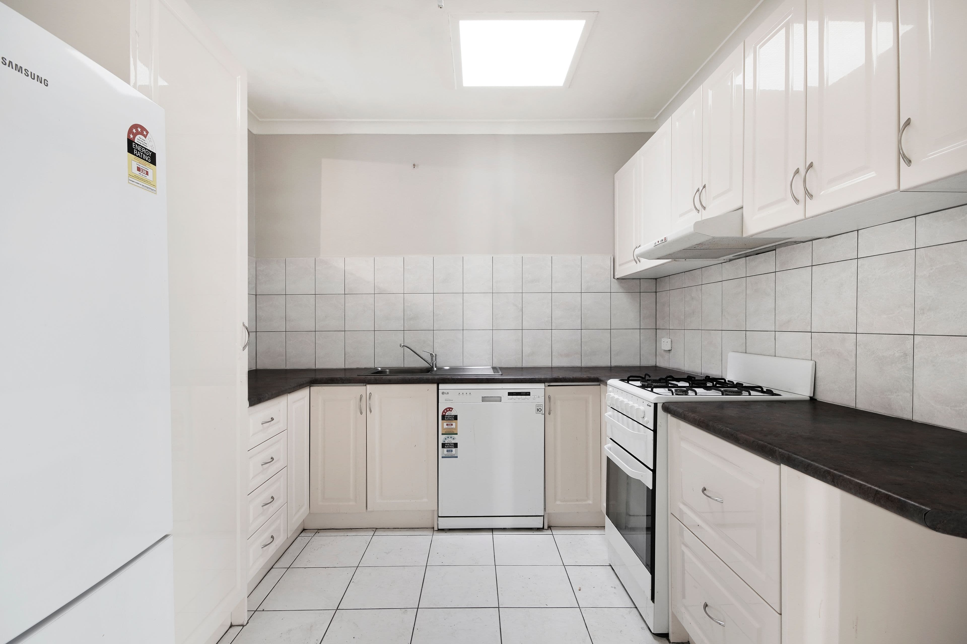 31 Wattle Grove, Reservoir VIC 3073, Reservoir - Thumbnail 5