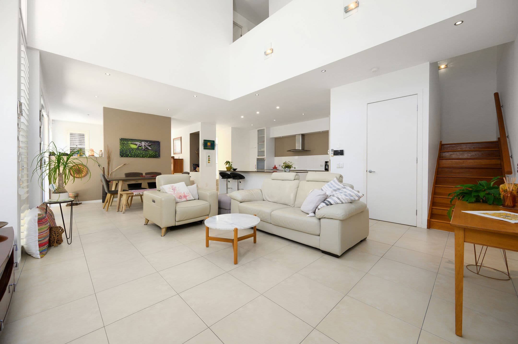 13 Enid Avenue, Southport QLD 4215, Southport - Thumbnail 5