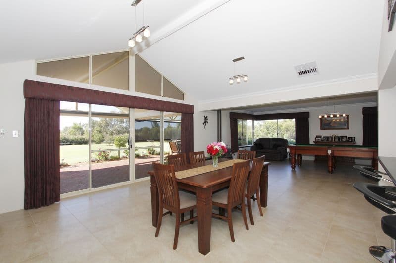 8 Jersey Road, OAKFORD WA 6121, Oakford - Thumbnail 4