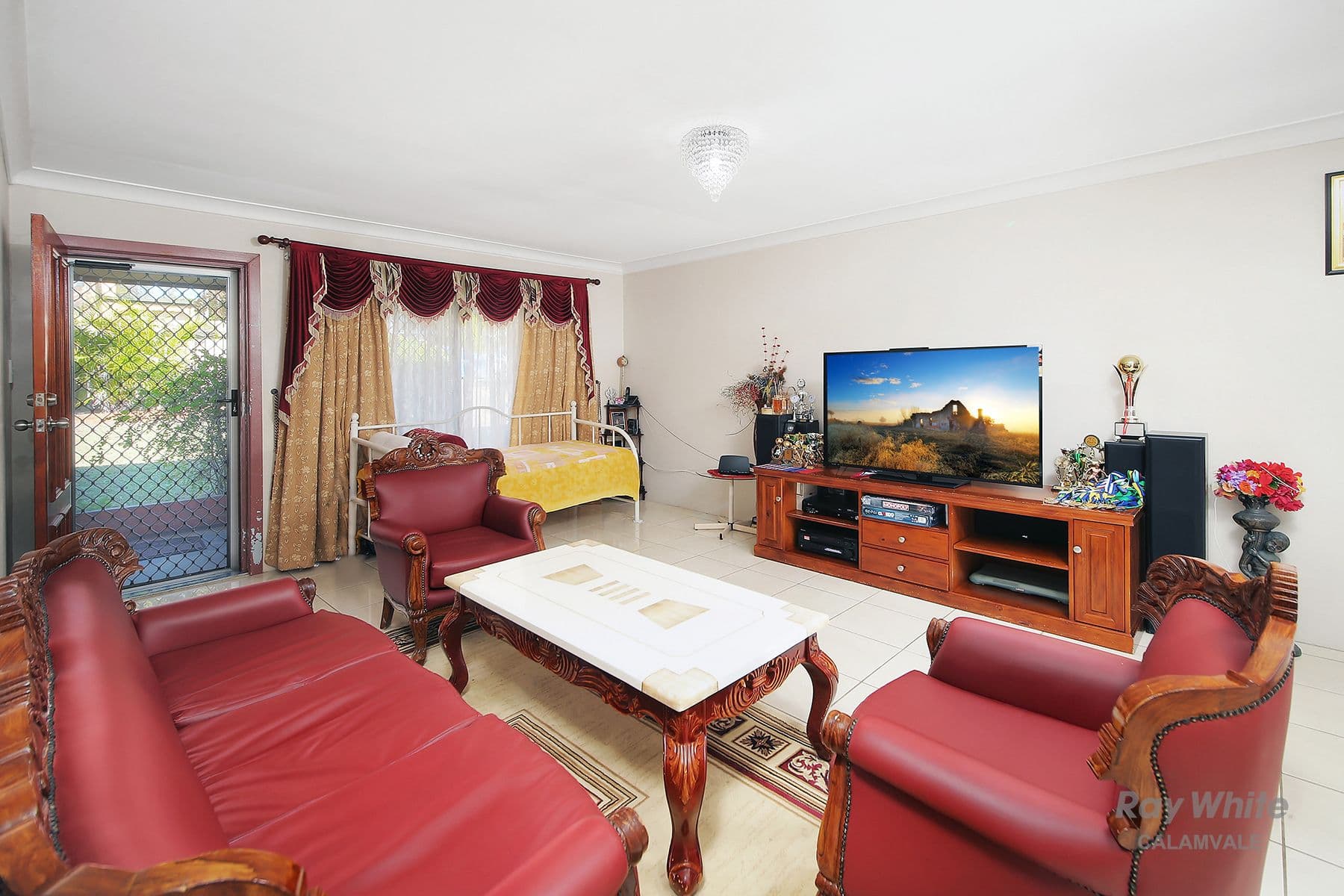 3 Kentlyn Street, Eight Mile Plains QLD 4113, Eight Mile Plains - Thumbnail 3