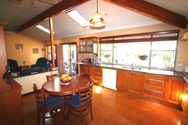 10 Anchor Close, BALLAJURA WA 6066, Ballajura - Image 1