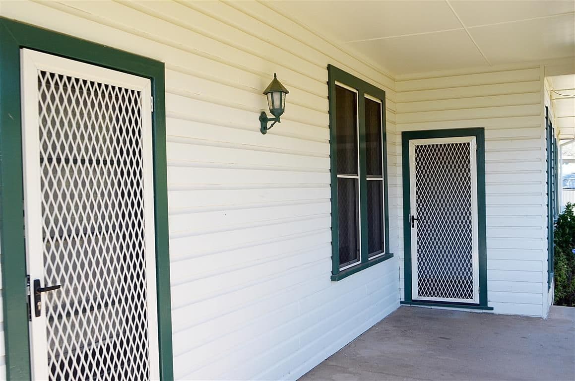 110 Herbert Street, Tumut NSW 2720, Tumut - Thumbnail 3
