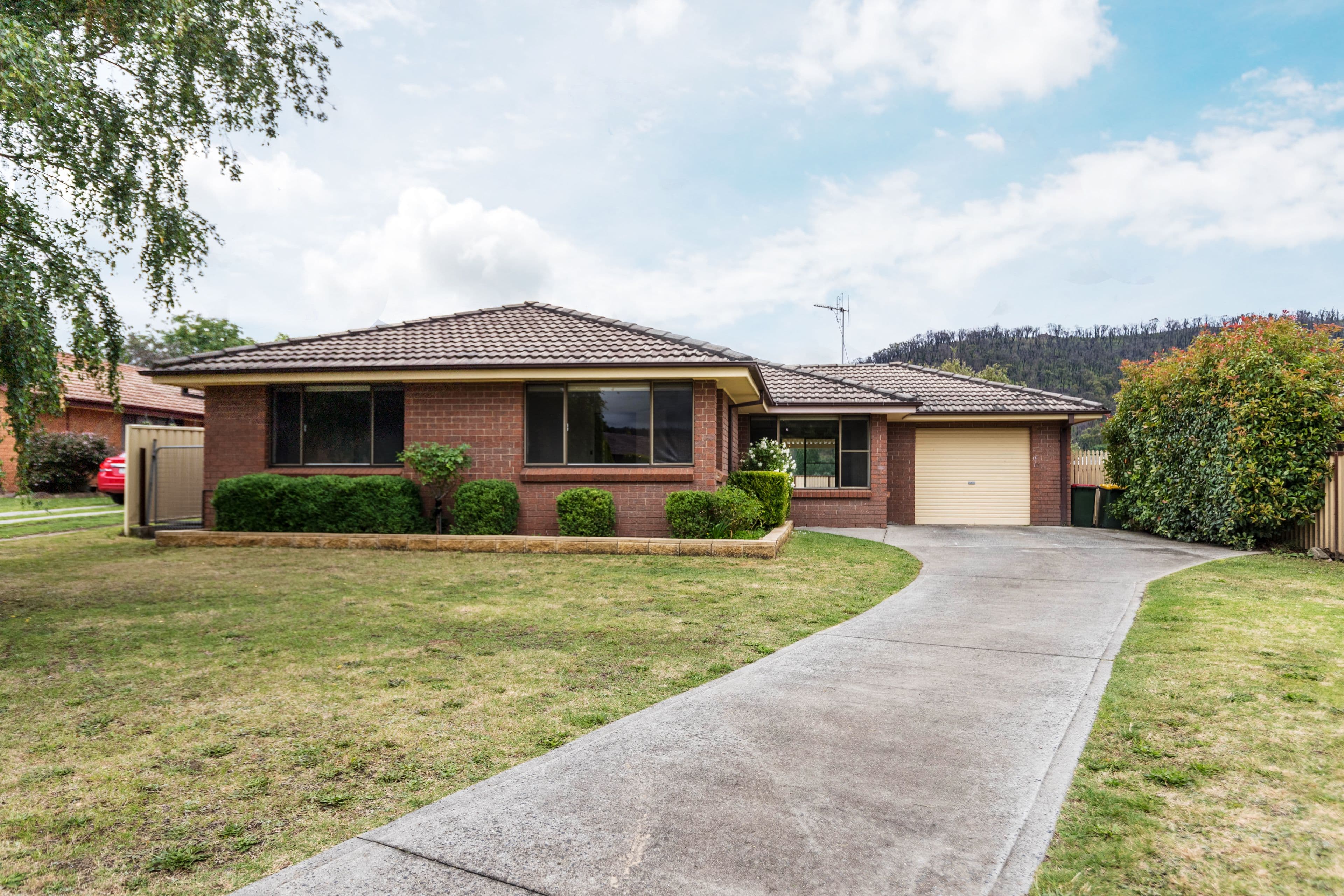 6 Heffernan Place, Lithgow NSW 2790, Lithgow - Image 1