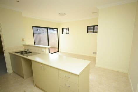 3A Horsham Way, NOLLAMARA WA 6061, Nollamara - Thumbnail 3