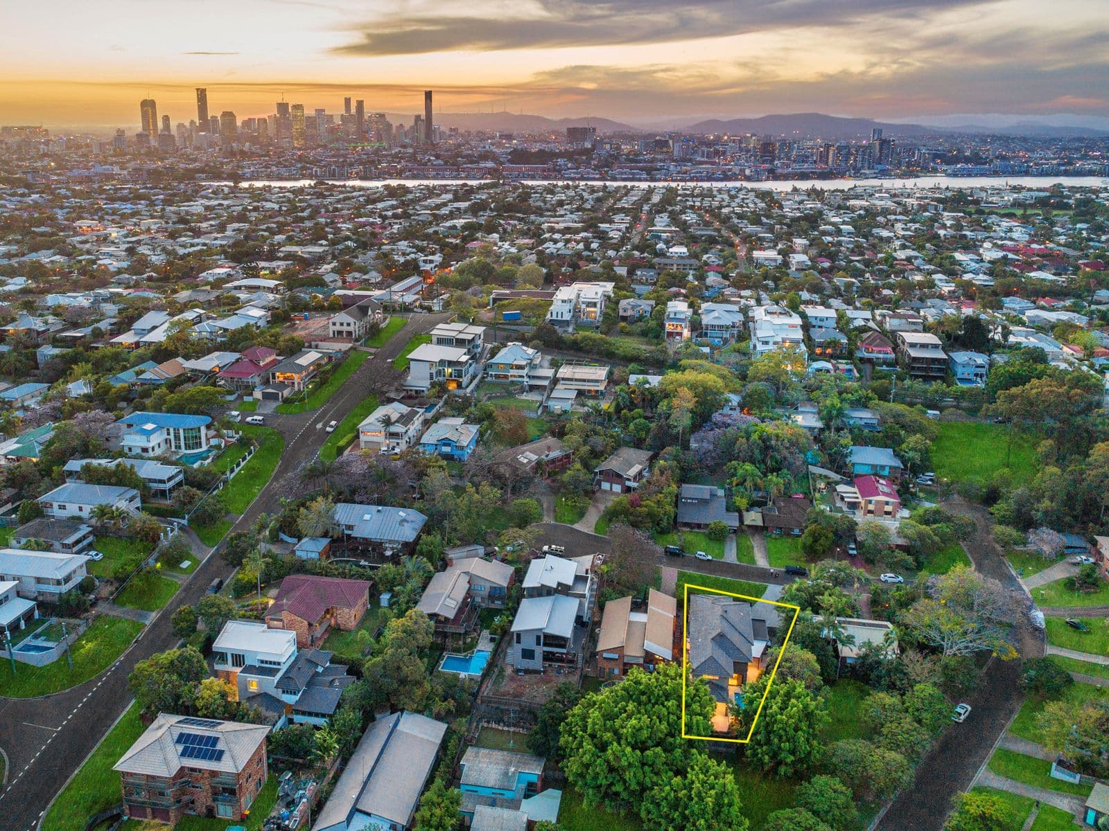 11 Wallara Street, Balmoral QLD 4171, Balmoral - Thumbnail 2