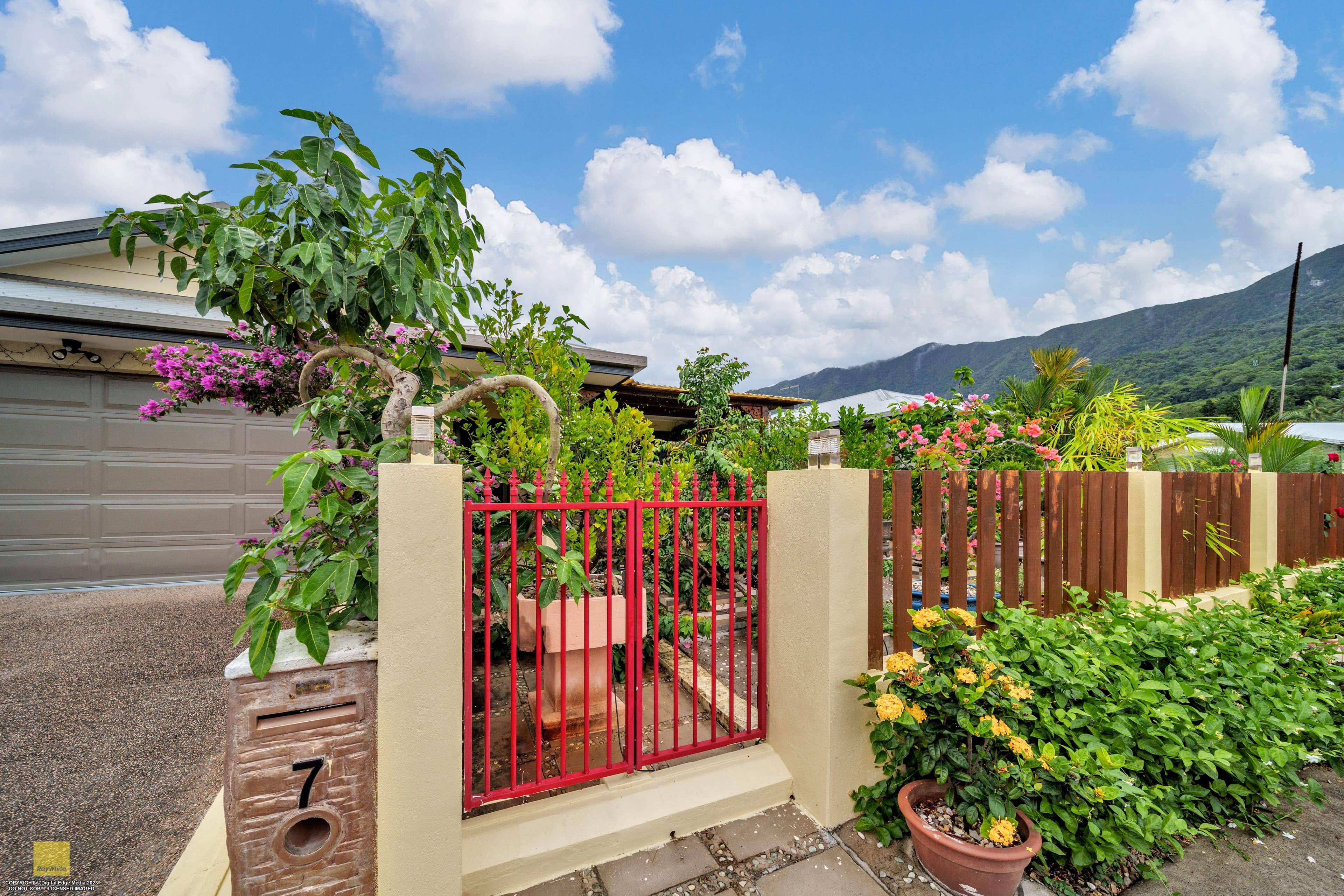 7 Frank Street, Redlynch QLD 4870, Redlynch - Thumbnail 4