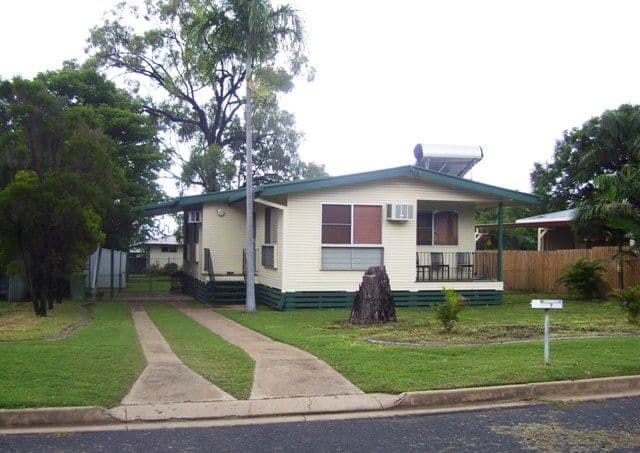 7 Casey Court, MORANBAH QLD 4744, Moranbah - Image 1