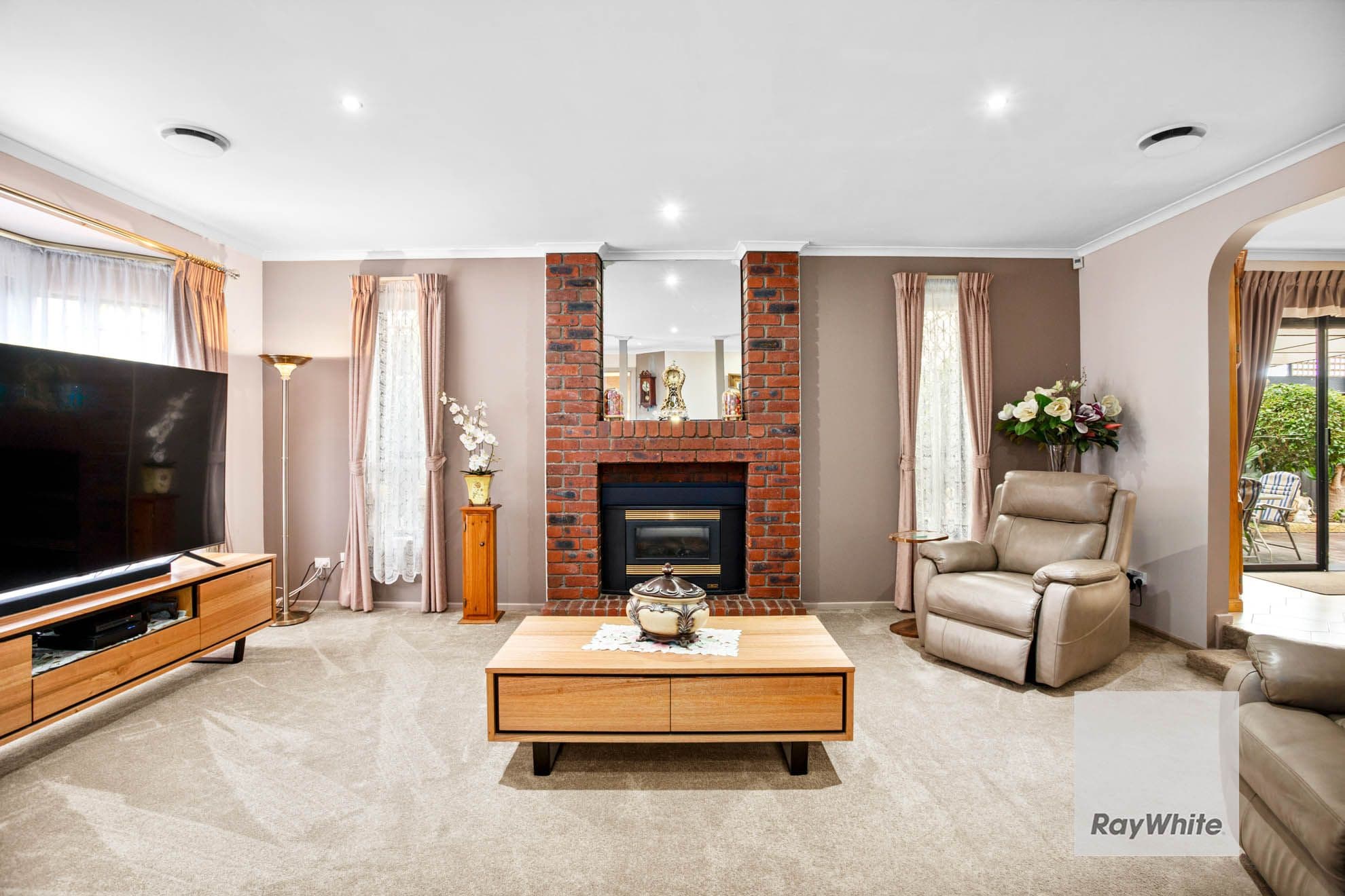 23 Coleridge Drive, Delahey VIC 3037, Delahey - Thumbnail 2