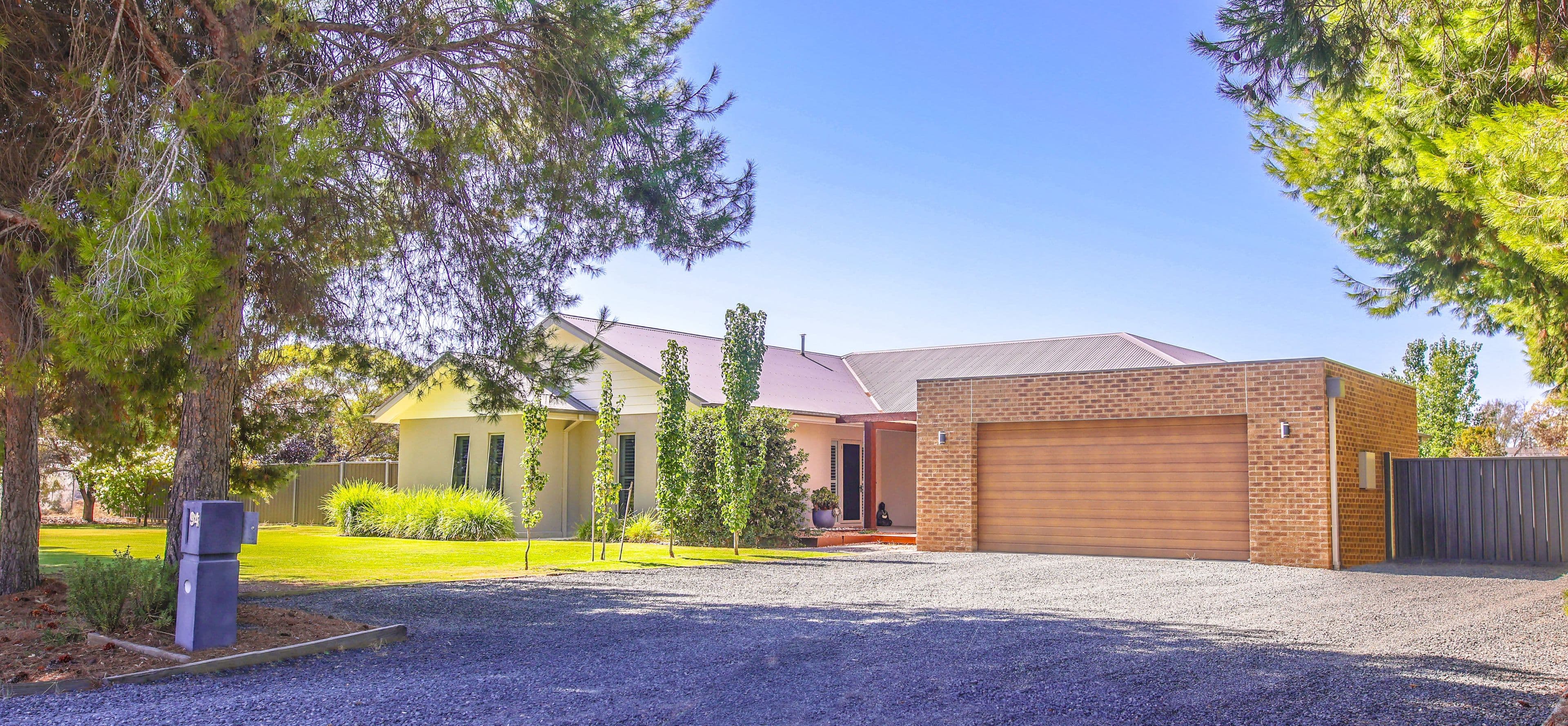 94-98 Blackett Street, Deniliquin NSW 2710, Deniliquin - Image 1