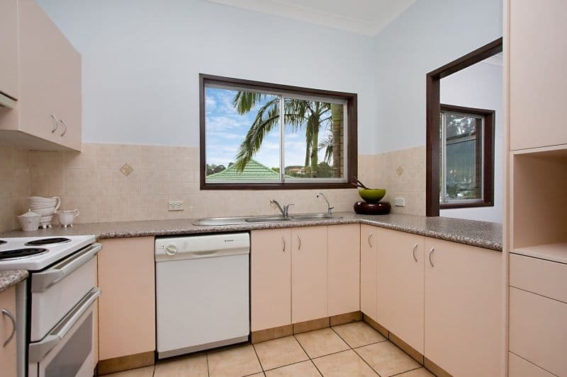 4 Mirreen Drive, TUGUN QLD 4224, Tugun - Thumbnail 4