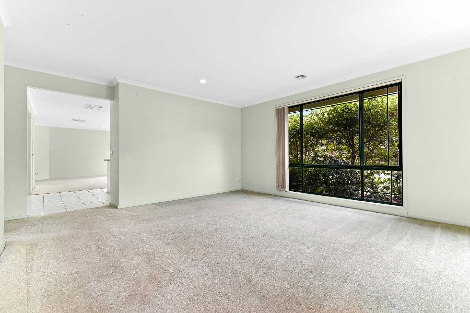 3 Marlesford Crescent, Berwick VIC 3806, Berwick - Thumbnail 4