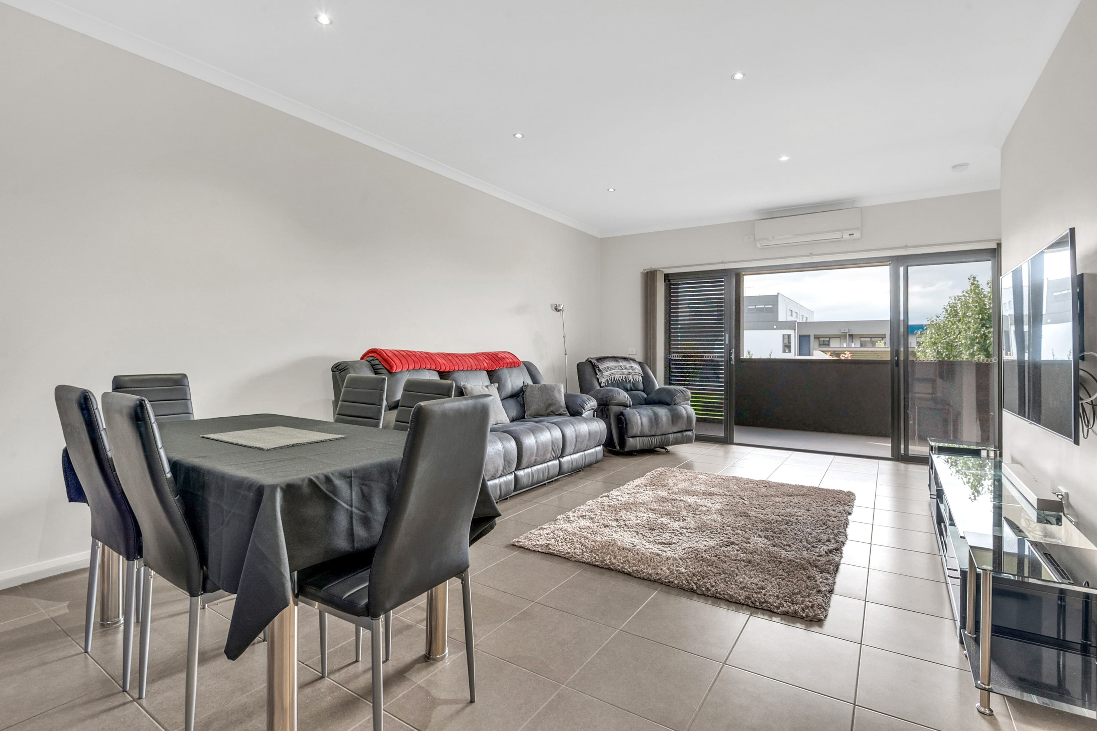 5 Cohen Walk, Craigieburn VIC 3064, Craigieburn - Thumbnail 4