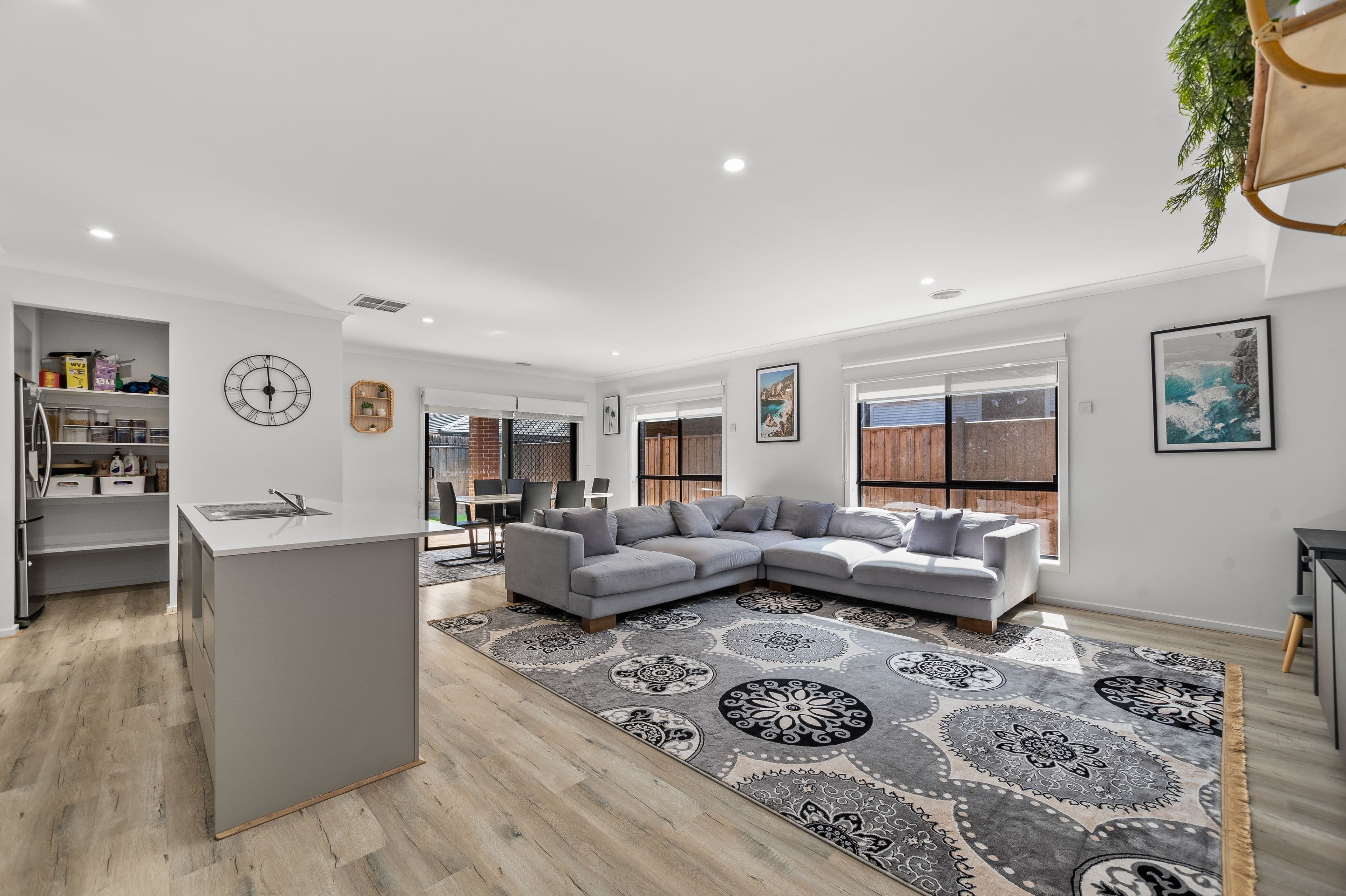 3 Louisville Drive, THORNHILL PARK VIC 3335, Thornhill Park - Thumbnail 5