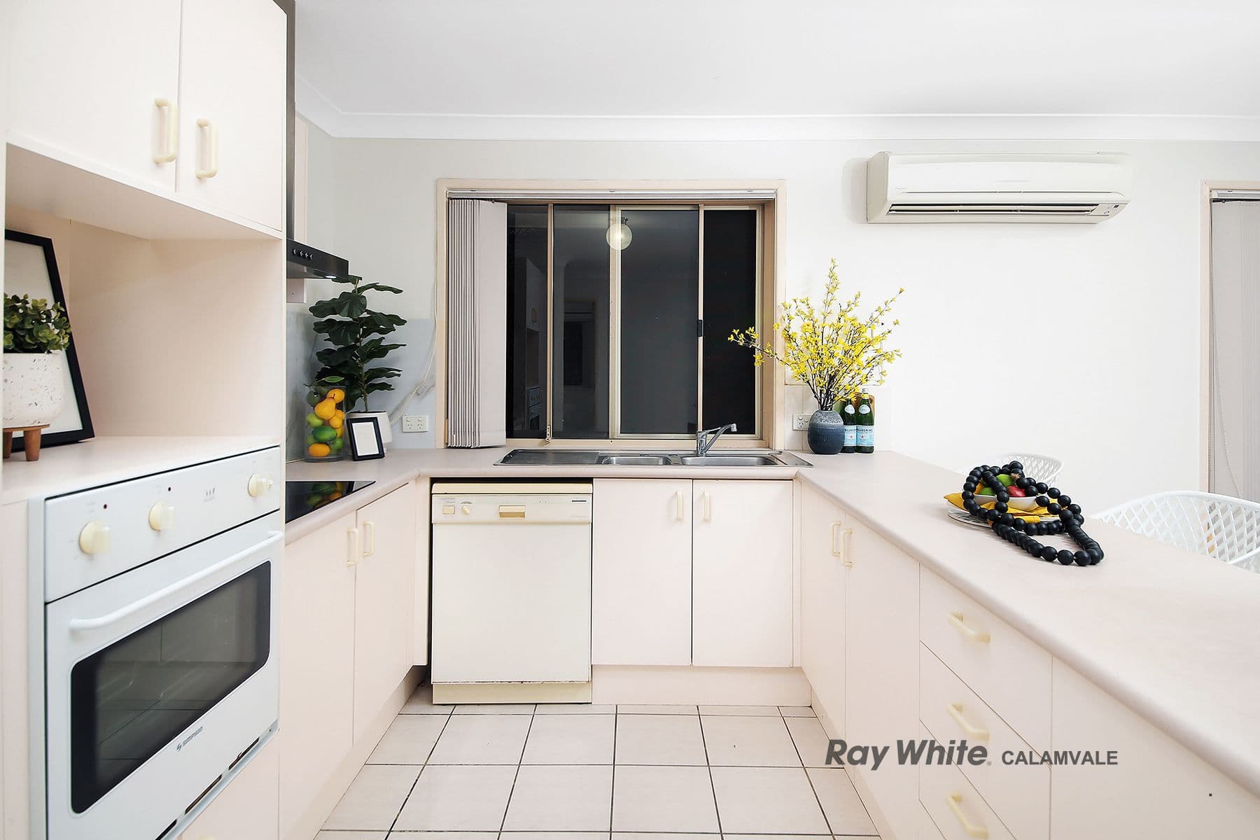 19 Housman Place, Calamvale QLD 4116, Calamvale - Thumbnail 4