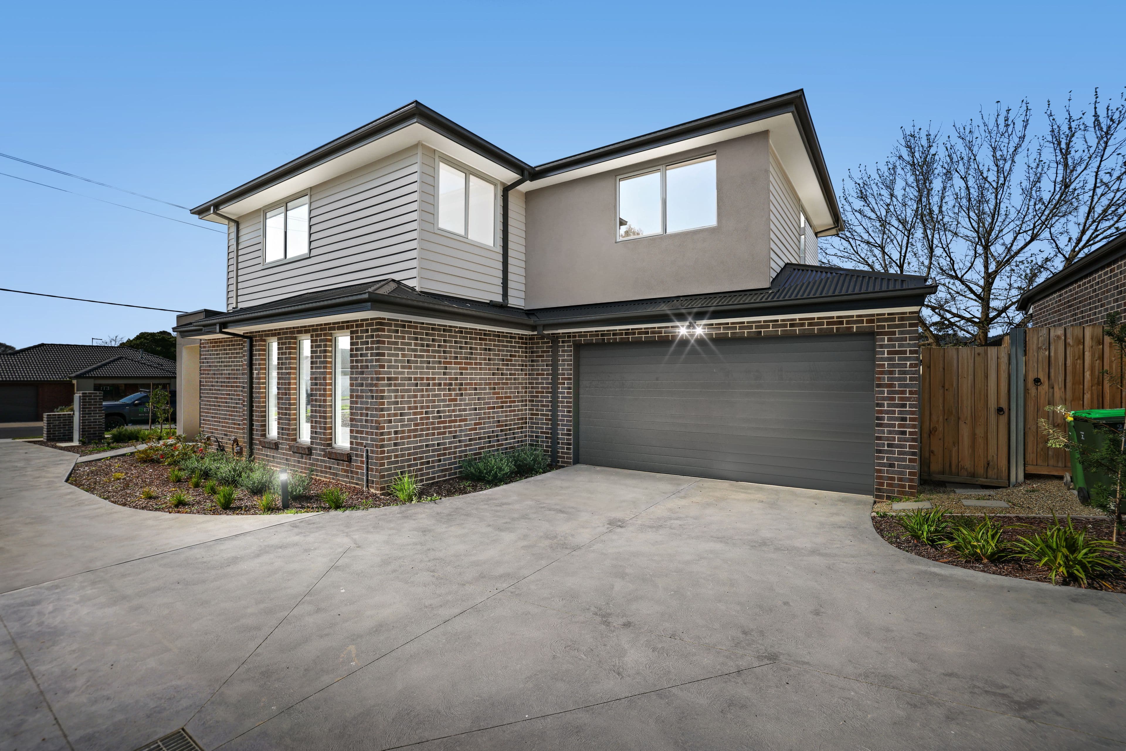 32 Sinclair Road, Bayswater VIC 3153, Bayswater - Thumbnail 2