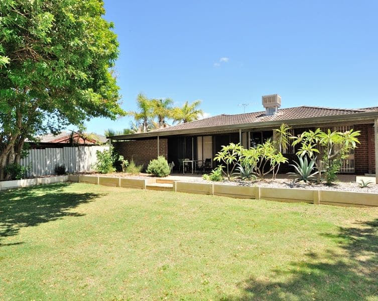 6 Raeside Crescent, COOLOONGUP WA 6168, Cooloongup - Image 1