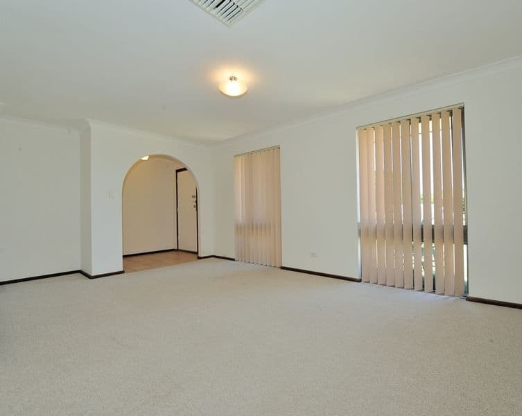 6 Raeside Crescent, COOLOONGUP WA 6168, Cooloongup - Thumbnail 5