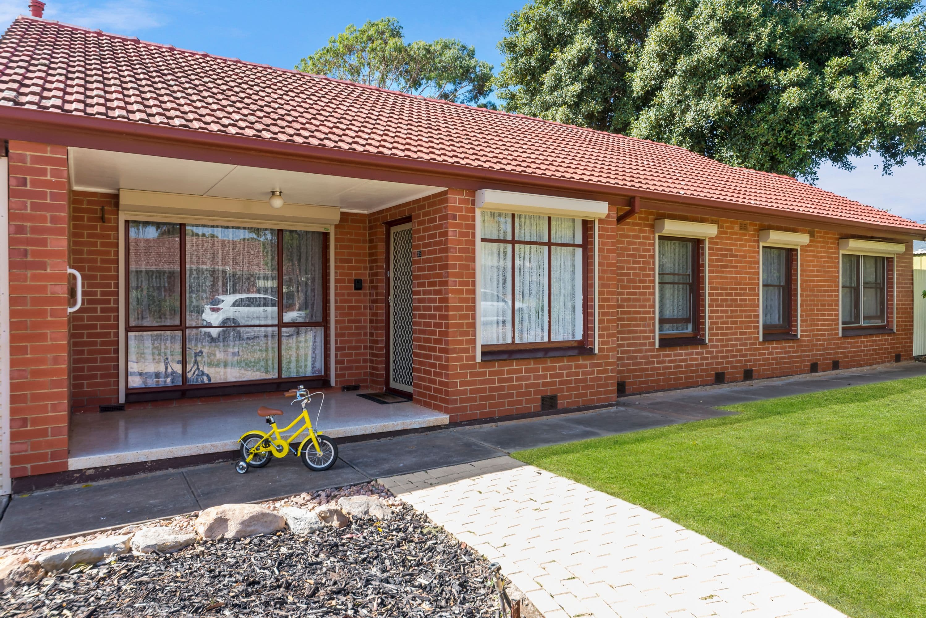 25 Beaminster Road, Elizabeth Park SA 5113, Elizabeth Park - Thumbnail 2