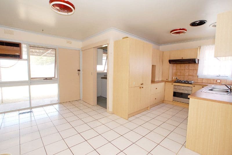 55 Olympic Avenue, SPRINGVALE SOUTH VIC 3172, Springvale South - Thumbnail 2