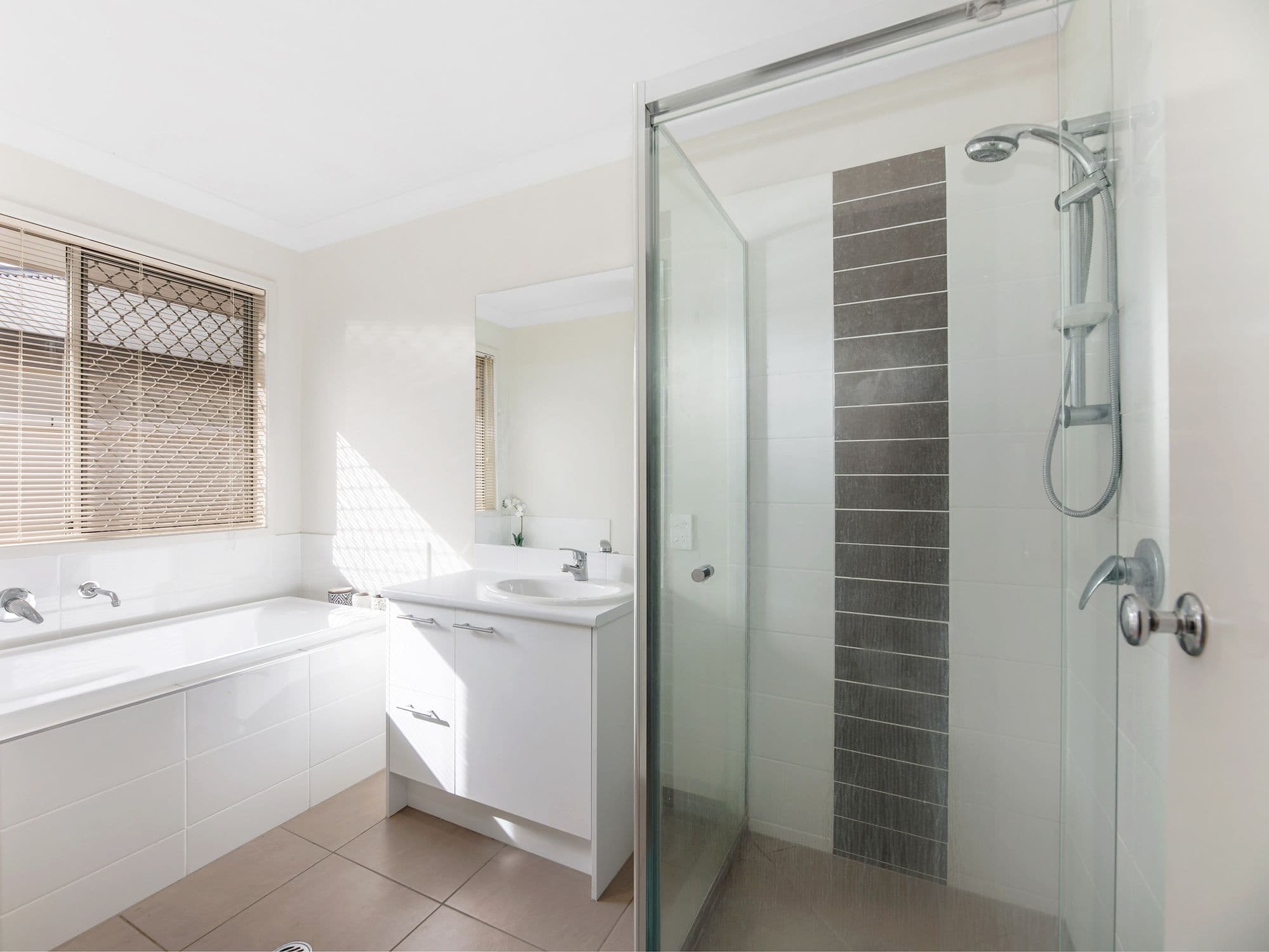 19 Huntingdale Street, Leichhardt QLD 4305, Leichhardt - Thumbnail 8