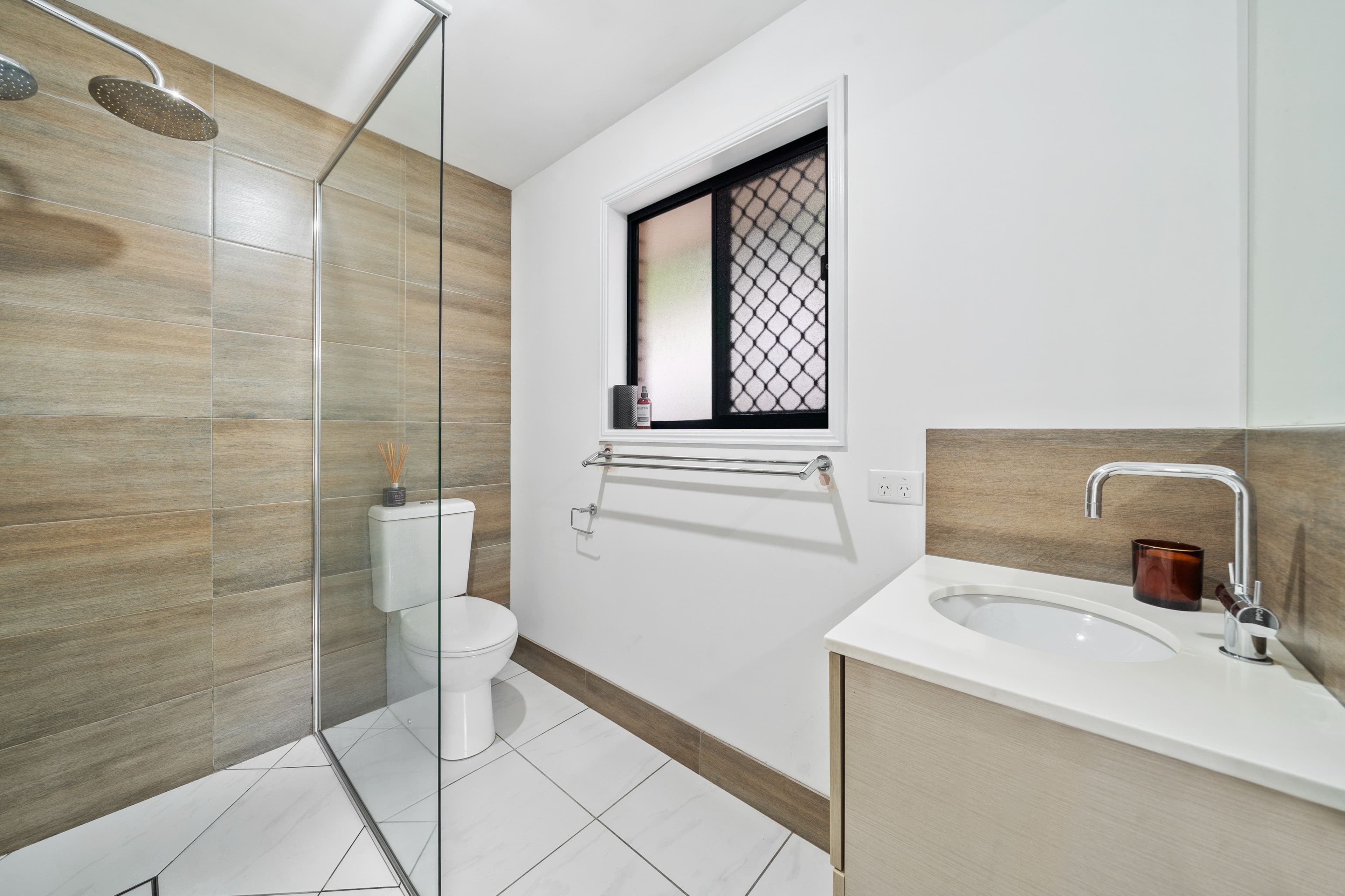 51 Andromeda Avenue, Tanah Merah QLD 4128, Tanah Merah - Thumbnail 4