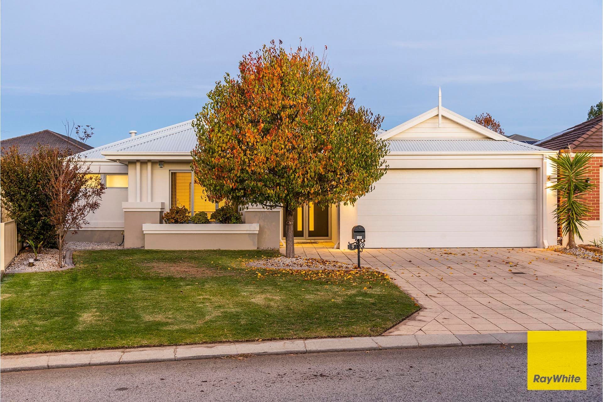 9 Tipperary Bend, Canning Vale WA 6155, Canning Vale - Thumbnail 2