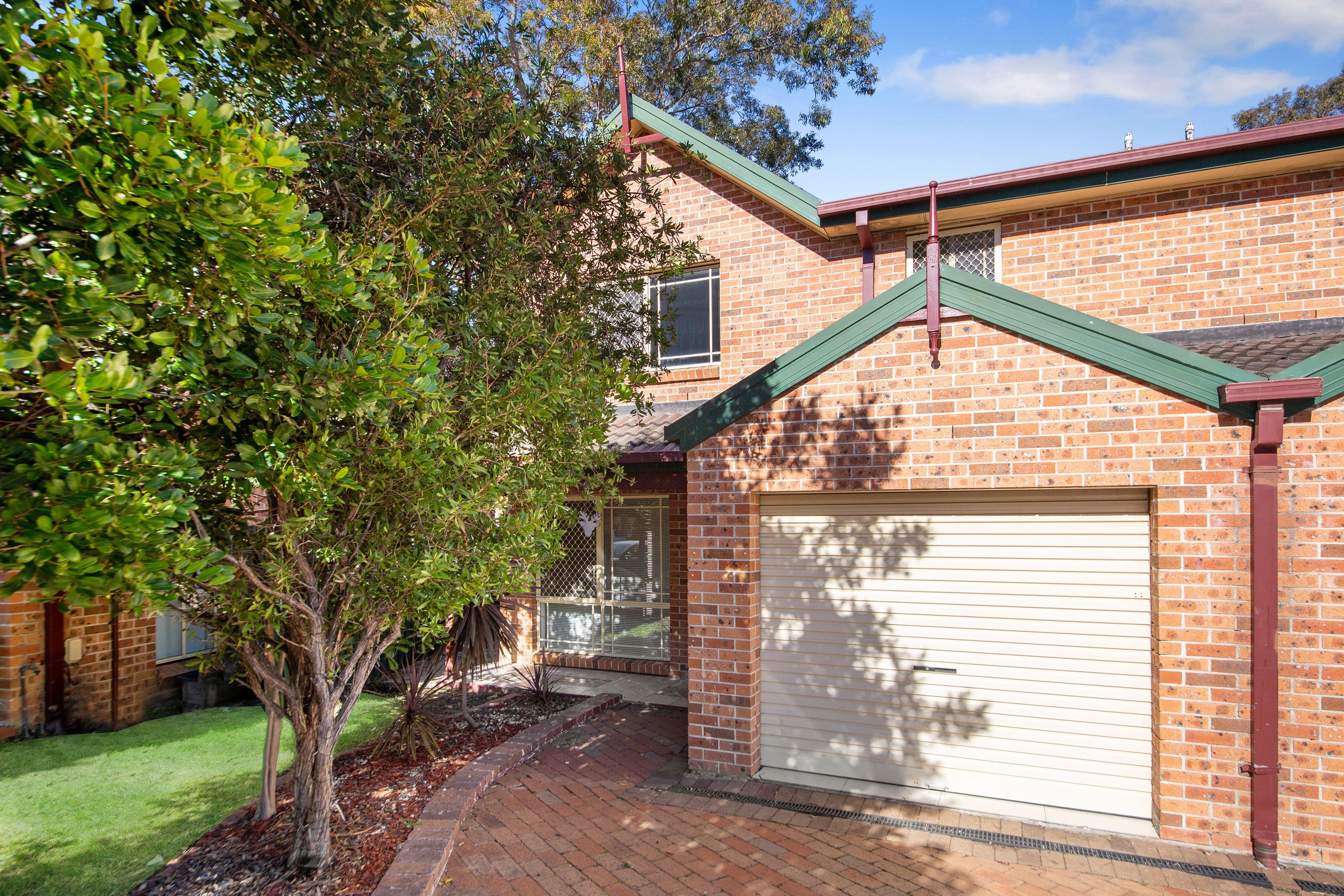 22/11 Owen Jones Row, Menai NSW 2234, Menai - Image 1