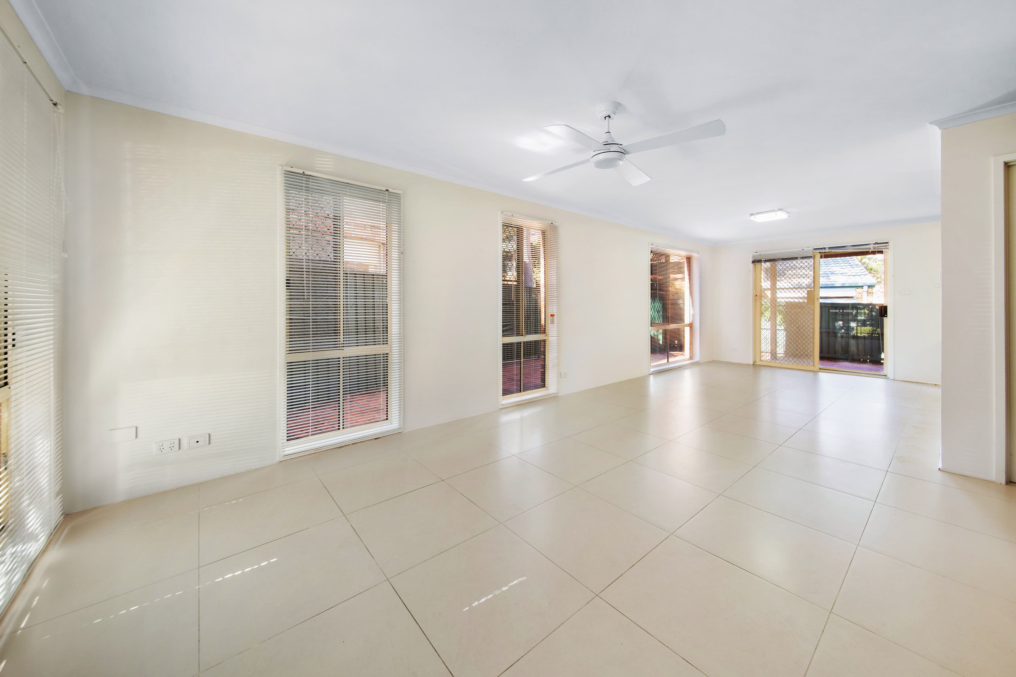 22/11 Owen Jones Row, Menai NSW 2234, Menai - Thumbnail 3
