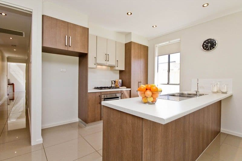 2a Young Street, Findon SA 5023, Findon - Thumbnail 2