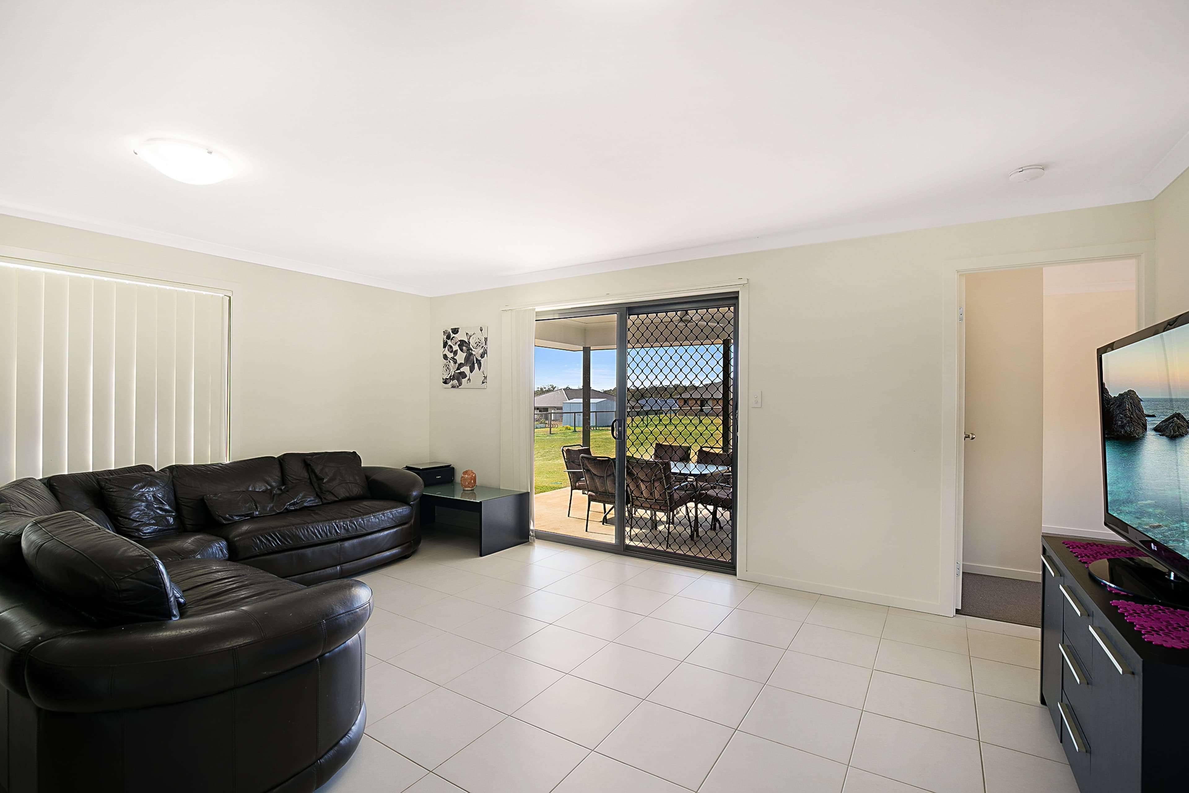6 Monarch Street, MERINGANDAN WEST QLD 4352, Meringandan West - Thumbnail 5