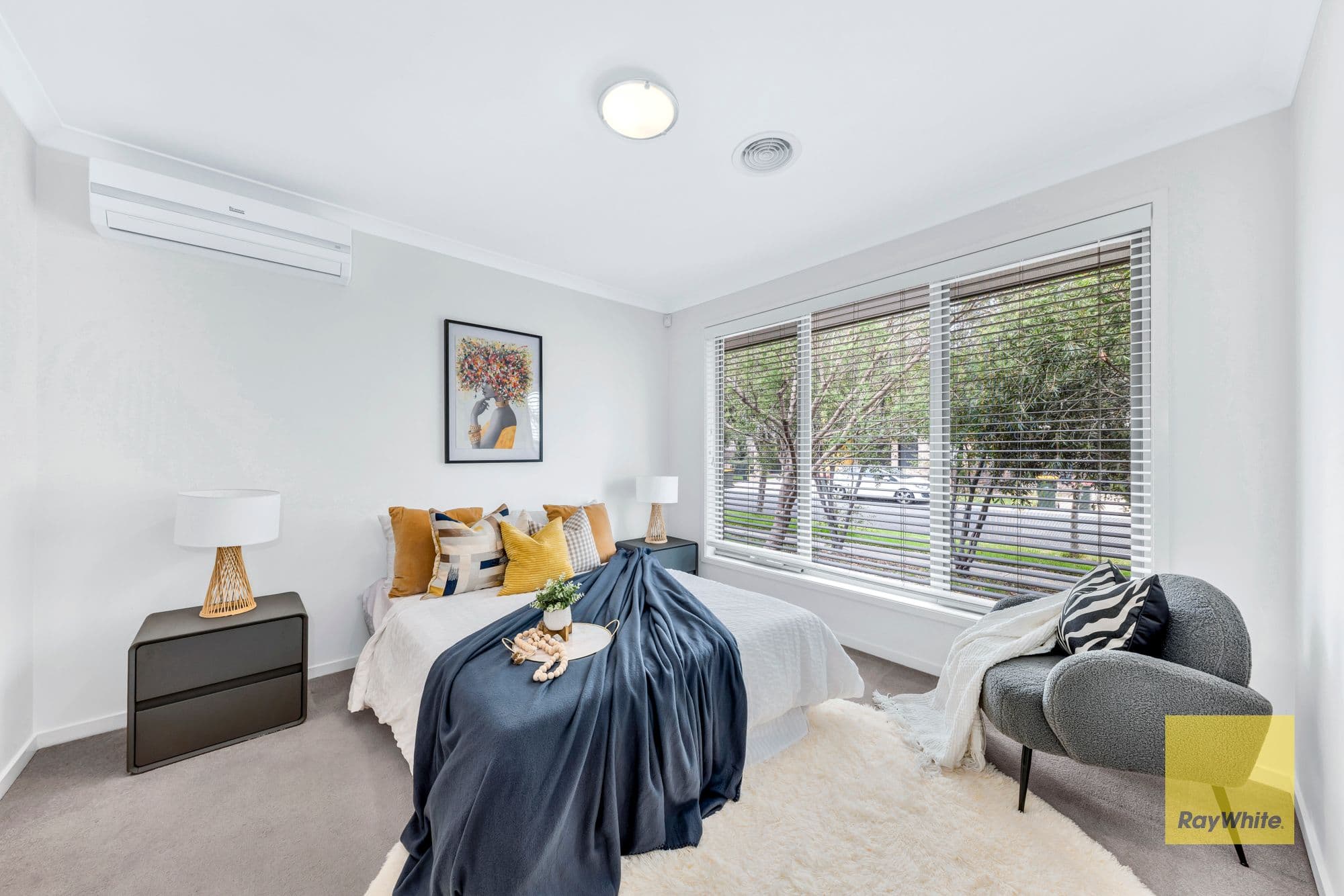 20 Jolimont Road, Point Cook VIC 3030, Point Cook - Thumbnail 3