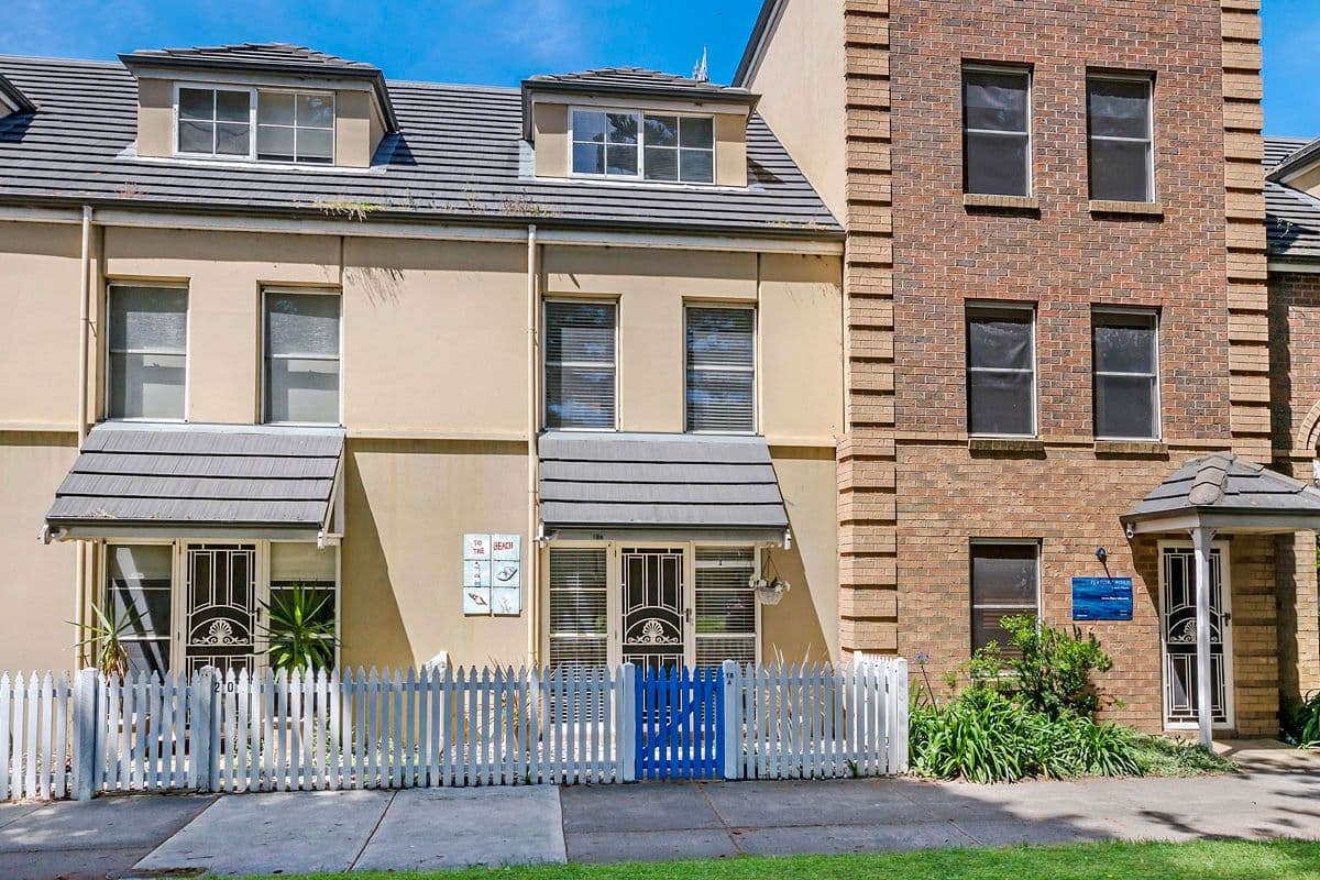 18A Pertobe Road, Warrnambool VIC 3280, Warrnambool - Thumbnail 2