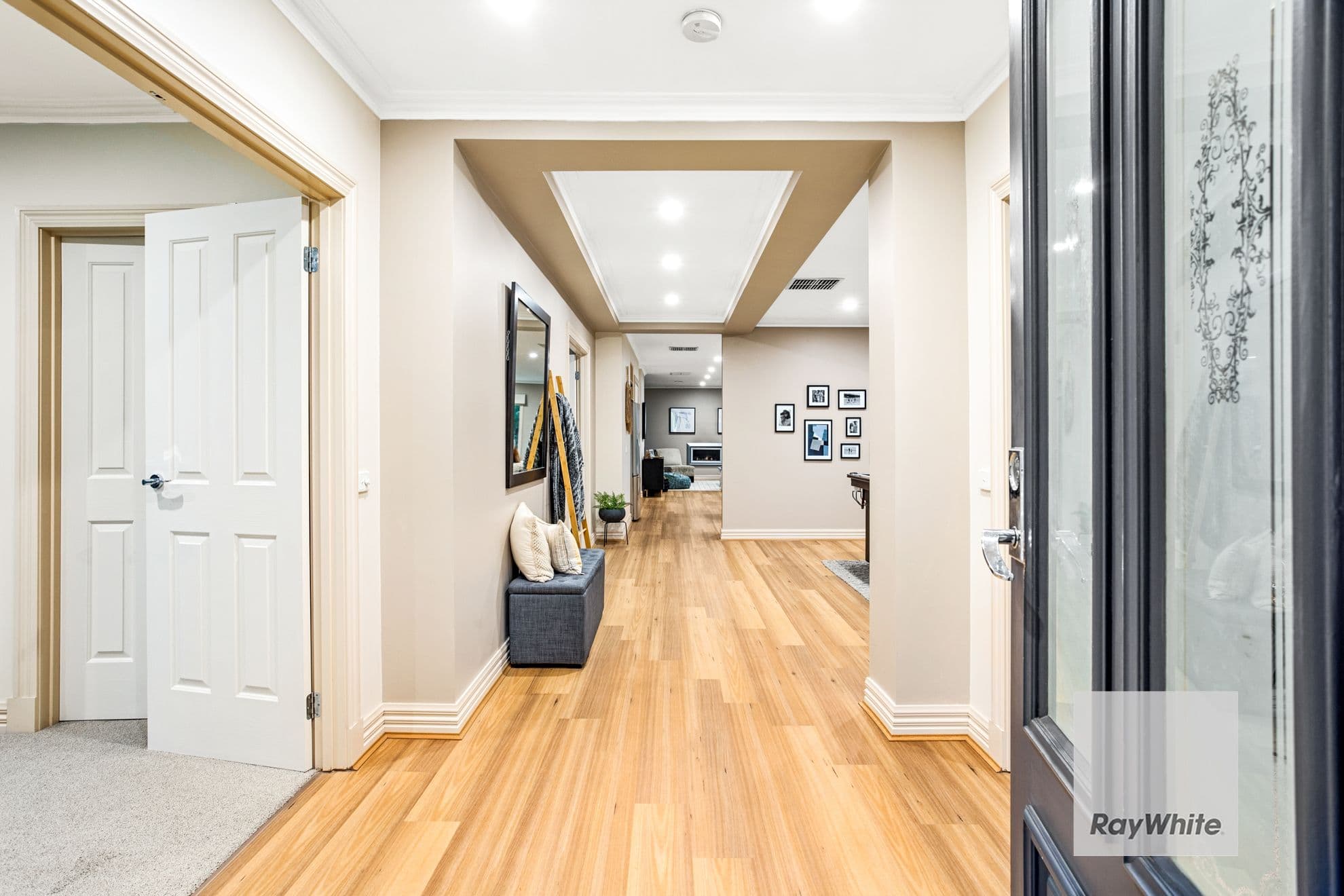 2 Hawthorn Grove, Taylors Hill VIC 3037, Taylors Hill - Thumbnail 2
